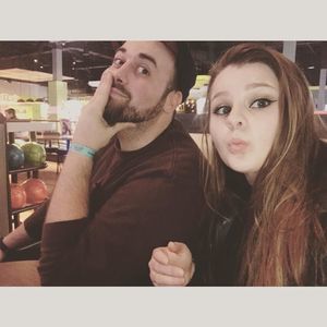 Meet your Posher, Leslie